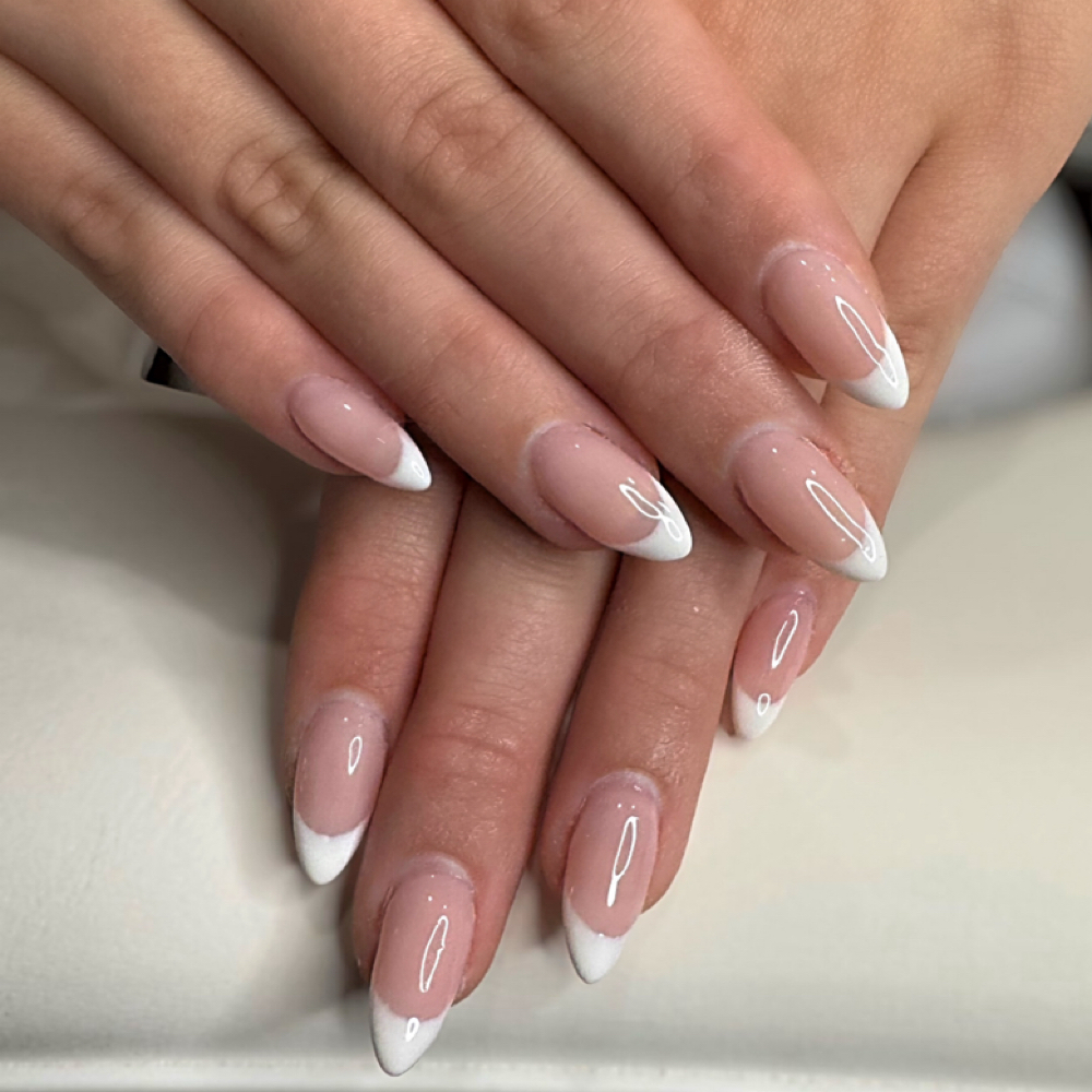 Natural Nail Gel Polish at Bejeweled Salon in Getzville, NY