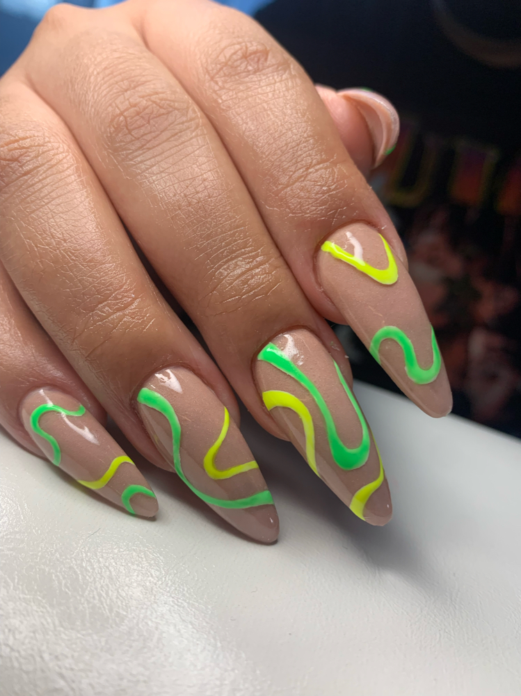 Basic hand drawn design 10 nails
