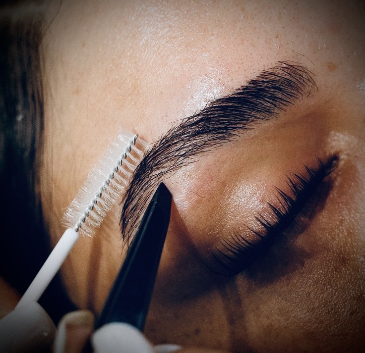 Brow Wax & Tint