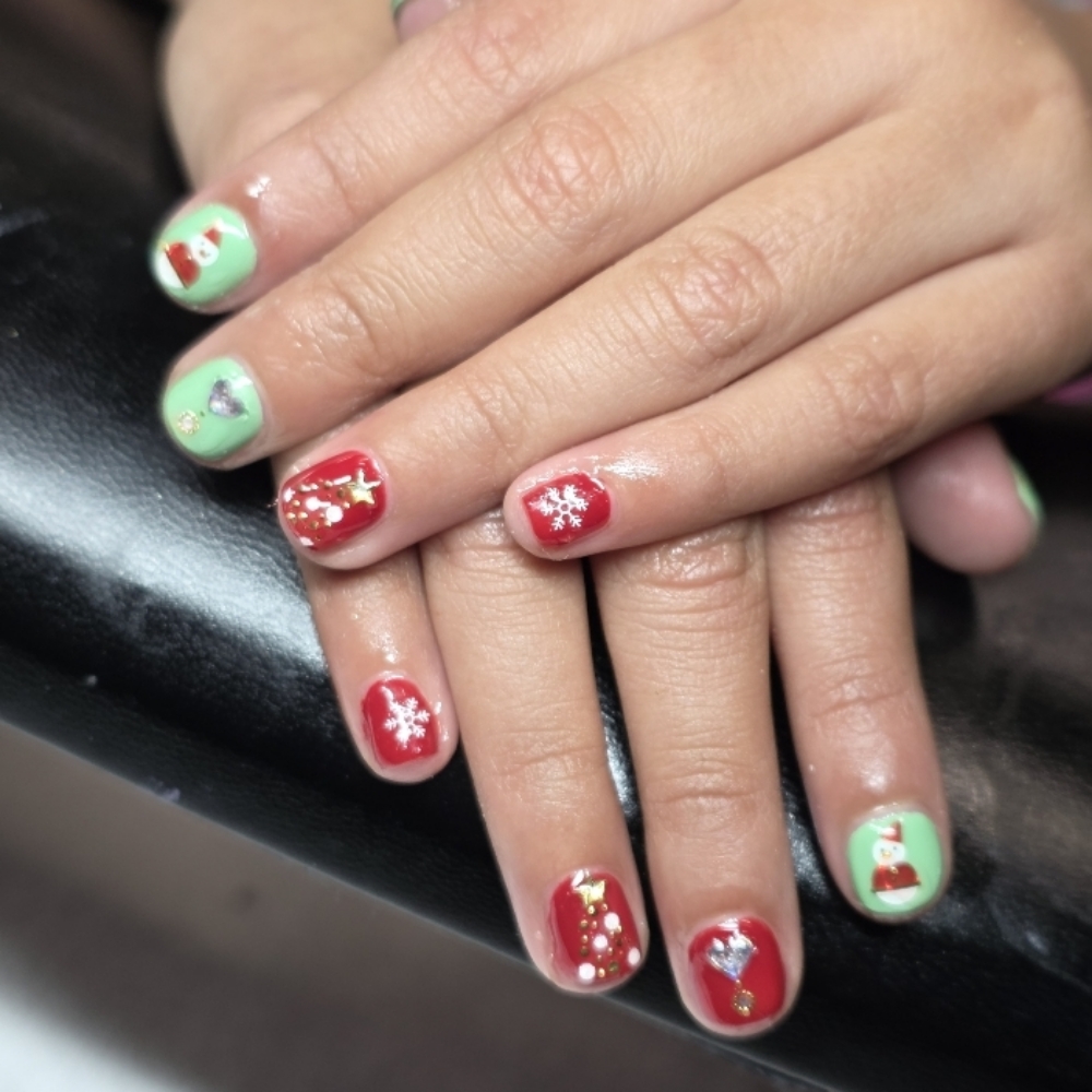 Kids Gel Manicure at Custom Nail Set by Yuri in Ruidoso Downs, NM