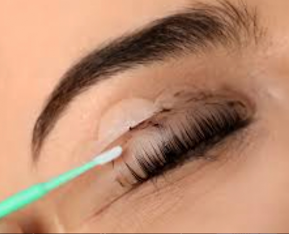 Lash Tinting
