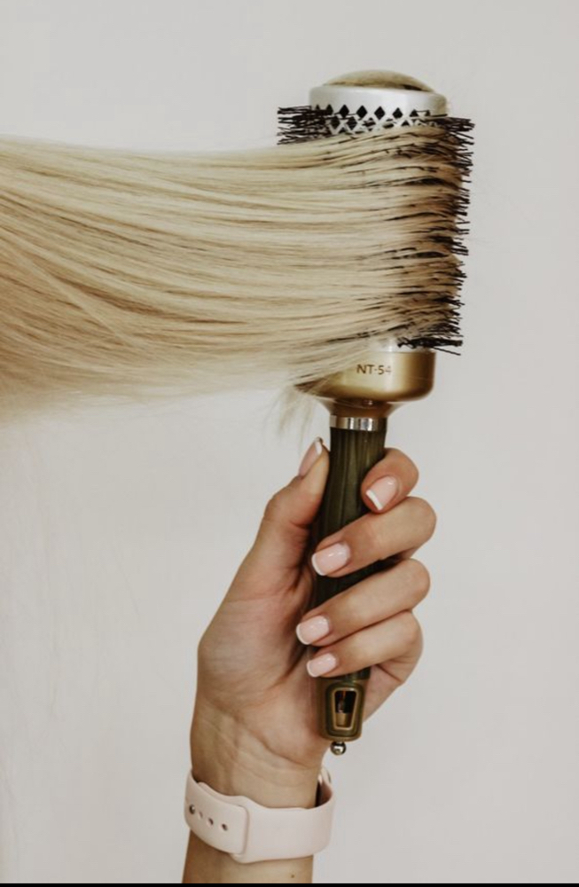 Shampoo & Style