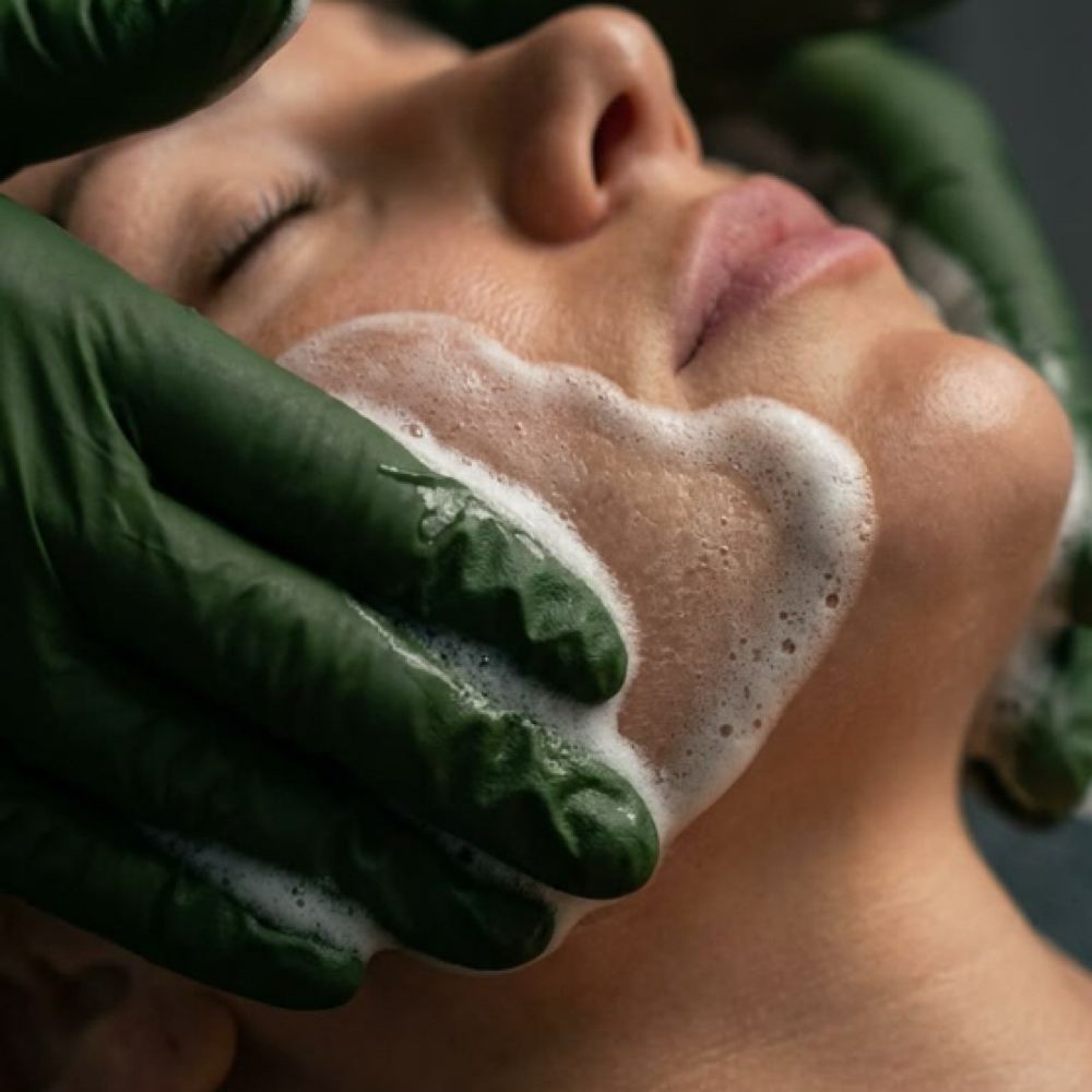 Express Facial at ZOLA Beauty Bar in Evansville, IN