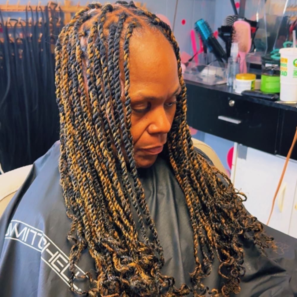 Kinky Twists at Lucky Your Hair Salon in Toledo, OH