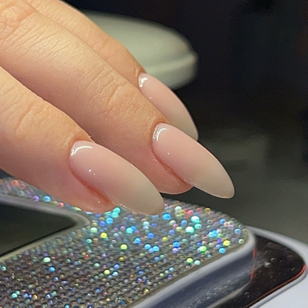 Builder gel full set at The Beauty Bar in Waynesboro, MS