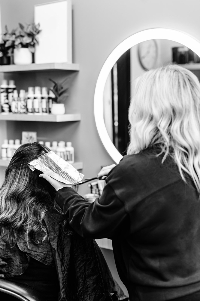 Balayage Or Foiliage & Haircut