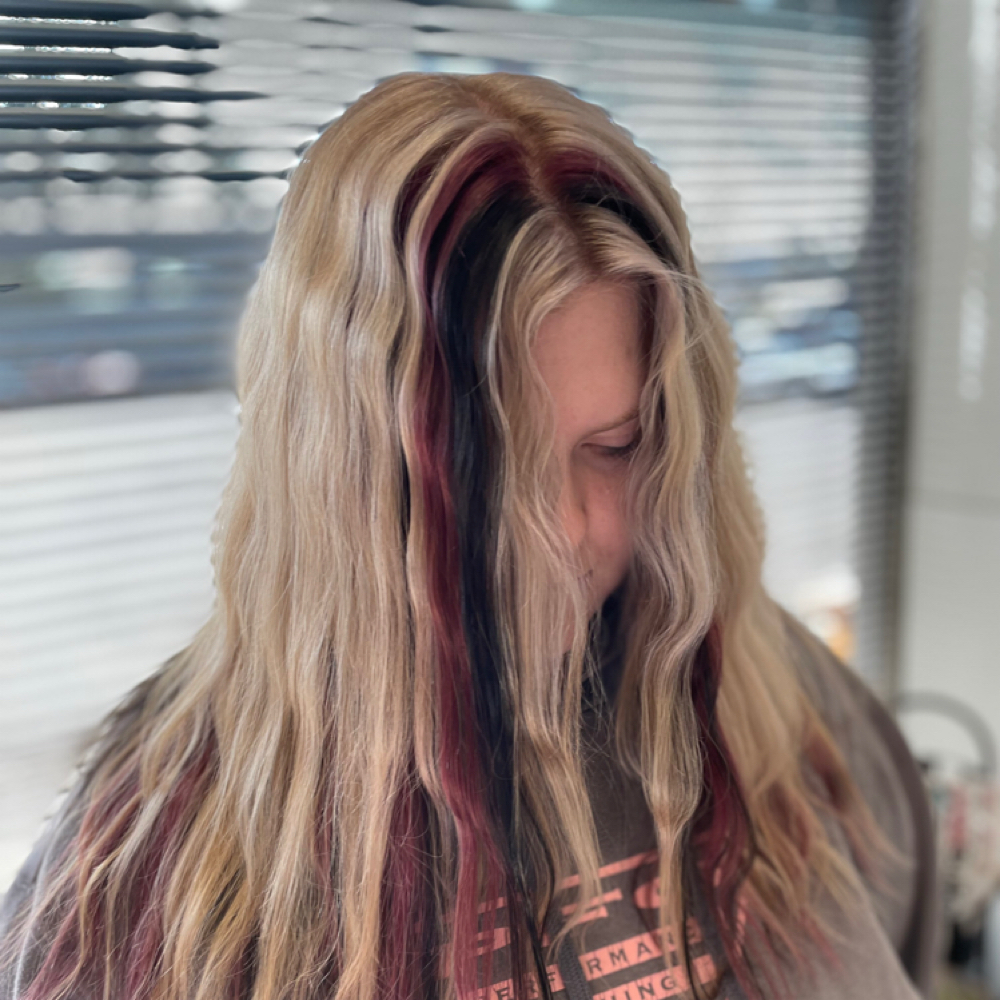 Blond Weave/Color Long Length/Thick at Elizabeth Wittnebel in Springfield, OR