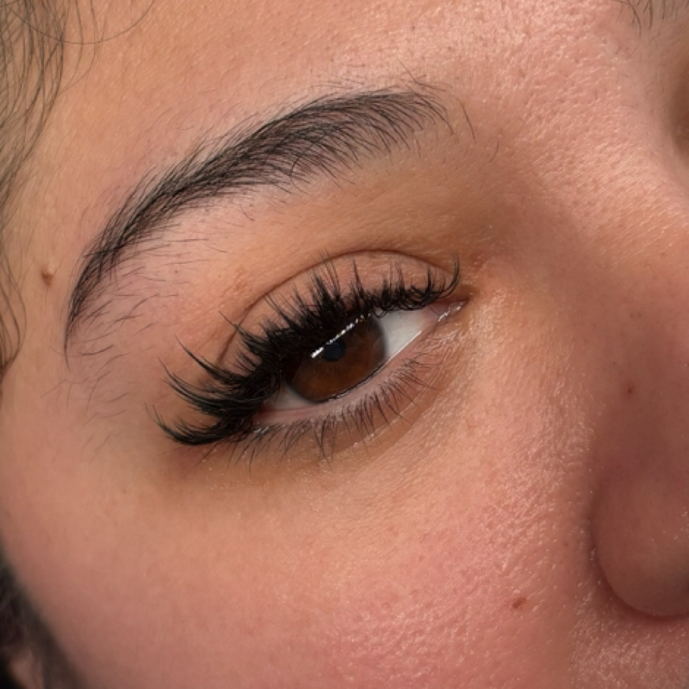 Suzie Set at Born Into Diamonds in Corpus Christi, TX