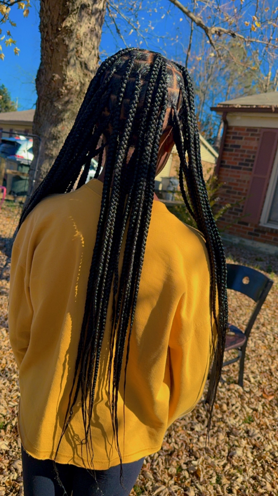 Ages 13-17 Medium Knotless Braids