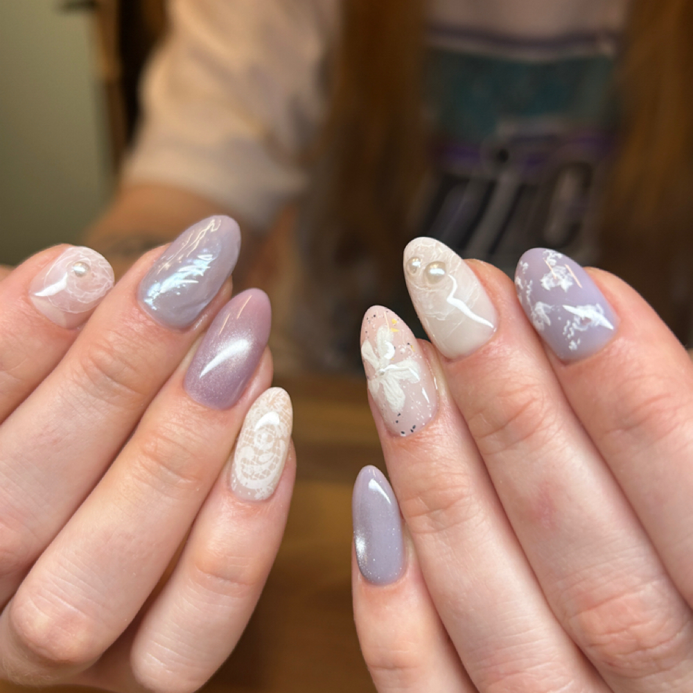 Moodboard Freestyle SM at Lucky Lacquer Studio in Minneapolis, MN