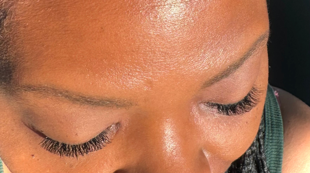 All About Lash Clusters
