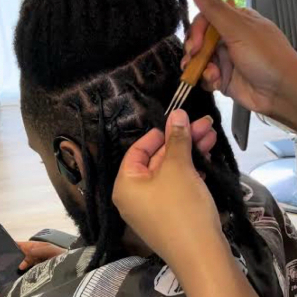 Loc Repair at Ronniejay Collection in Harrisburg, PA