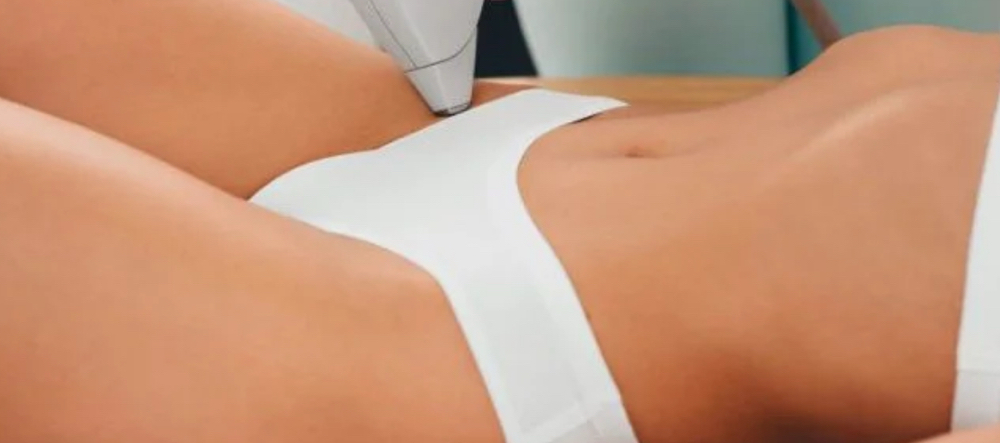 Bikini Line/Linea De Bikini