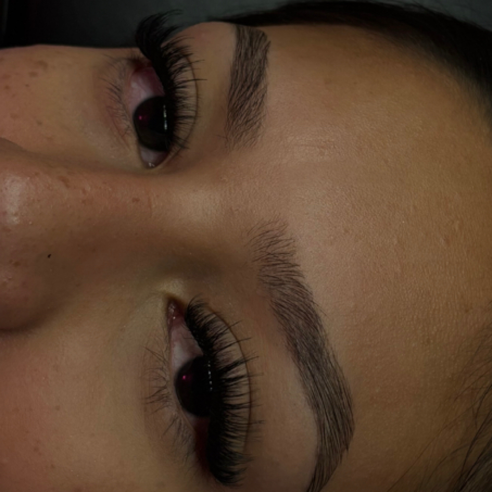 Hybrid Full Set at Pinksxlashes in Arlington, TX