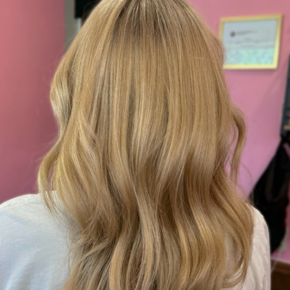 Toner Refresh at Kewpie Kutz in Evansville, IN