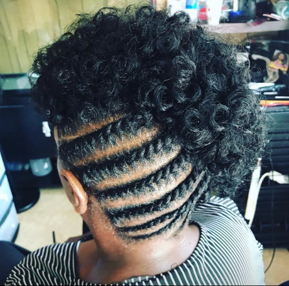 Flat Twist❤️‍🔥 at Queen Of The Crown in Charlotte, NC