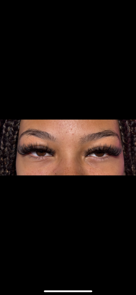volume eyelash extentions