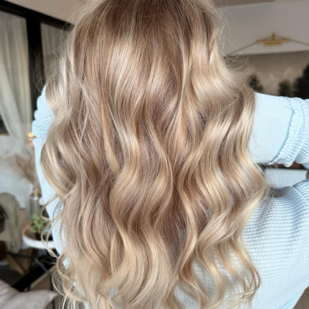 Full Foil - Highlight at The JF Beauty Suite in Christiansburg, VA