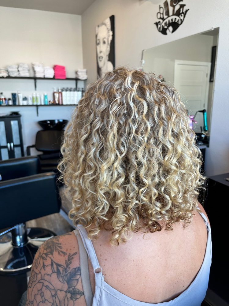 EXPRESS Curly Cut