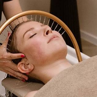 Head Spa  The Deluxe