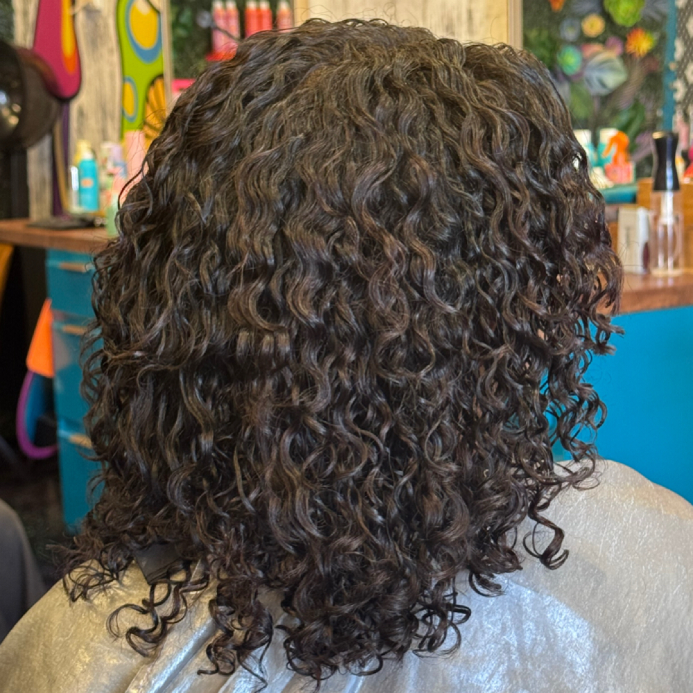 Layered Maintanance Curl Cut at Elle Louise in Gulfport, MS
