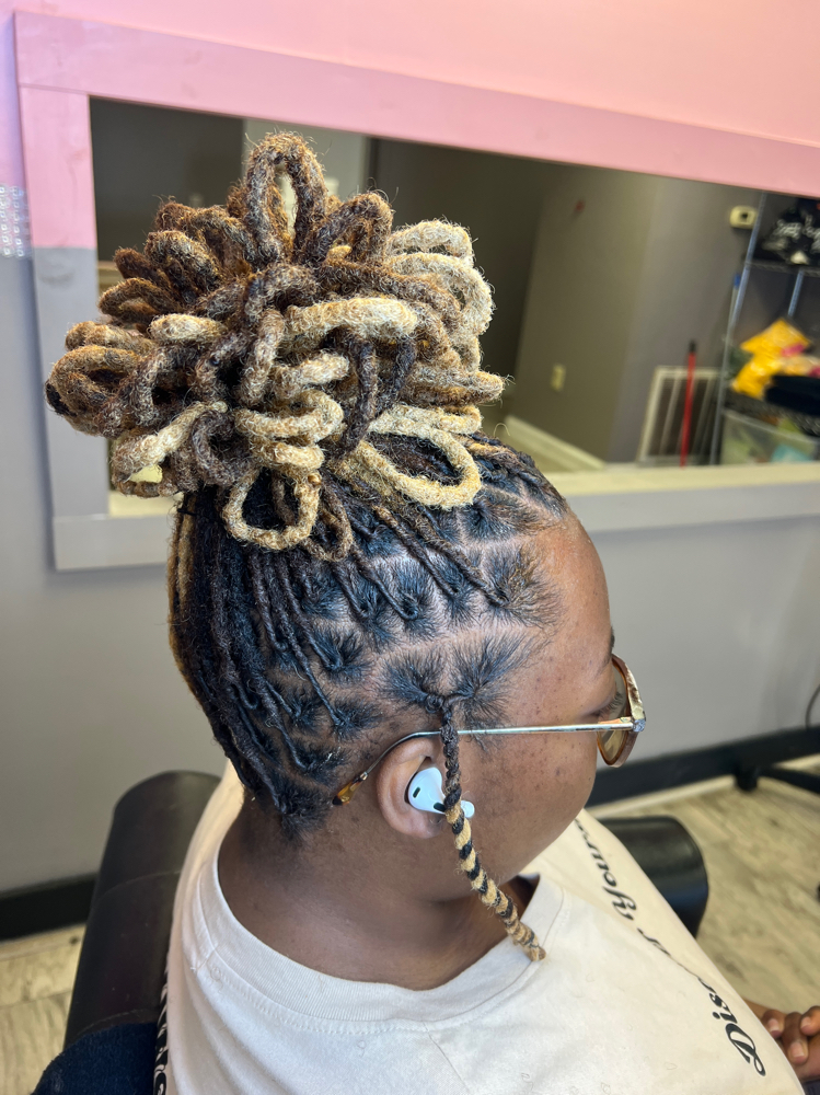 Retwist w/ Petals