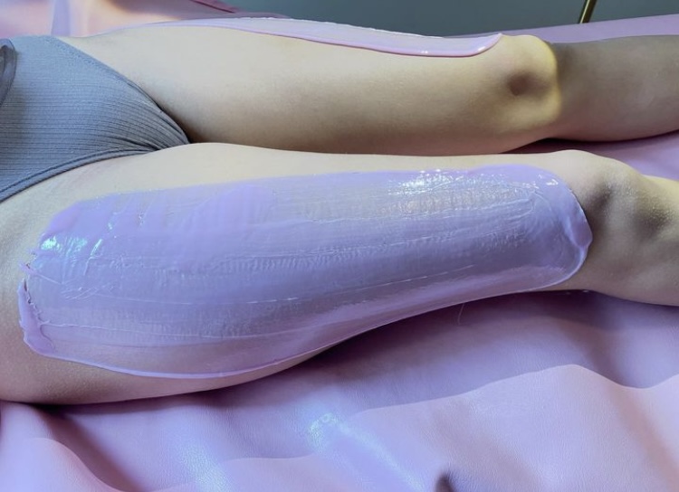Womens Upper Leg Wax