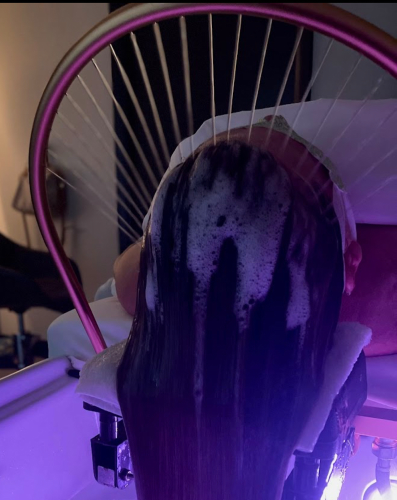 Headspa Aura Scalp facial