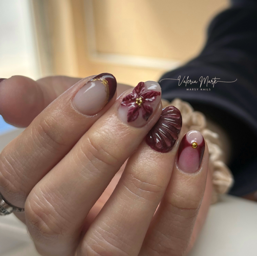 Nail Art / Custom Design at Marsy Beauty Studio in Manatí, PR