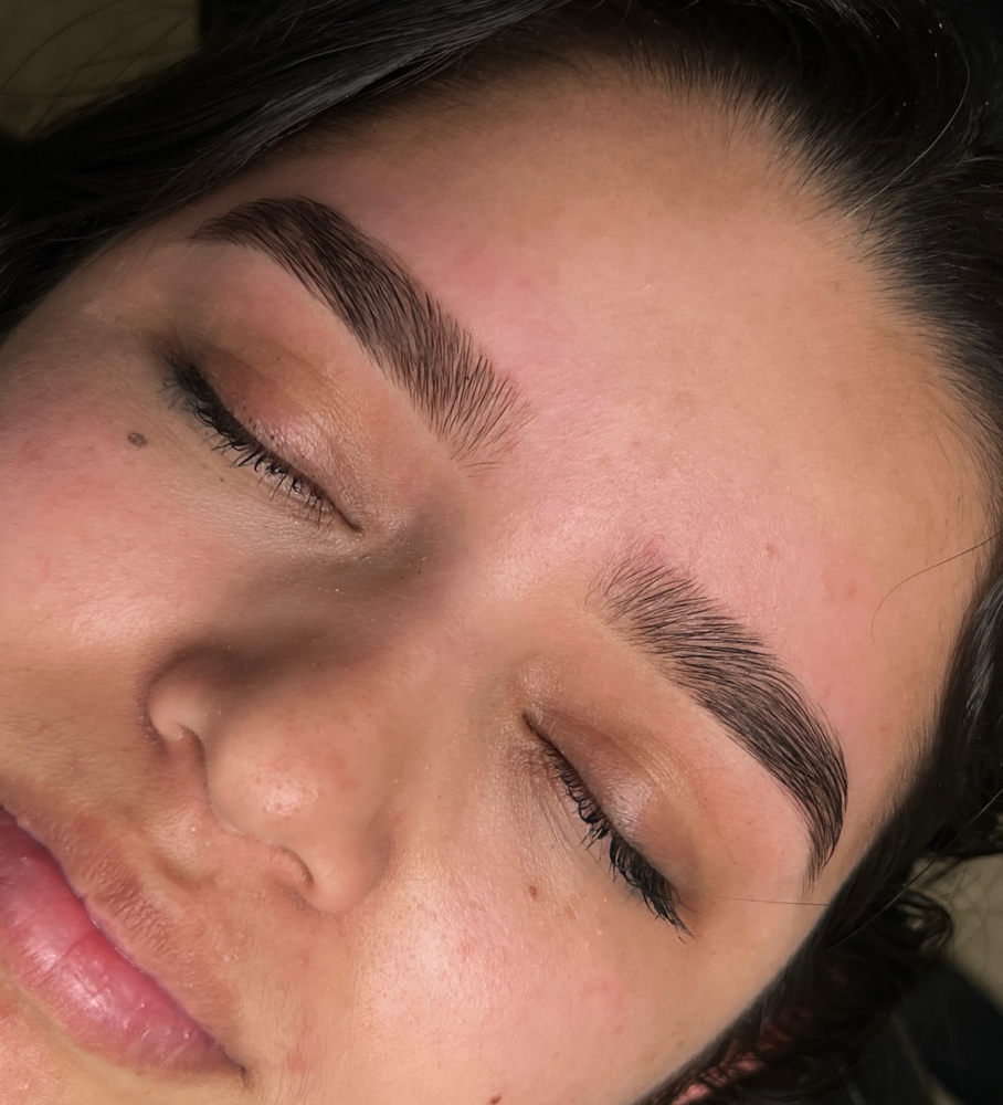 Brow Wax at G Beauty in Los Angeles, CA