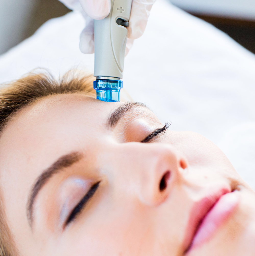 Hydrafacial-add on Neck/Decollete