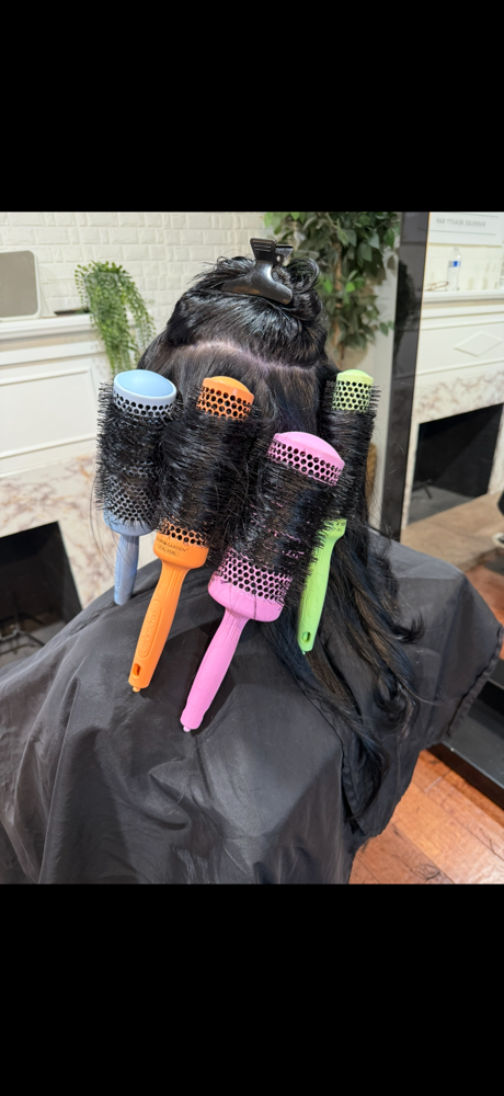 Wash and Blowout Style