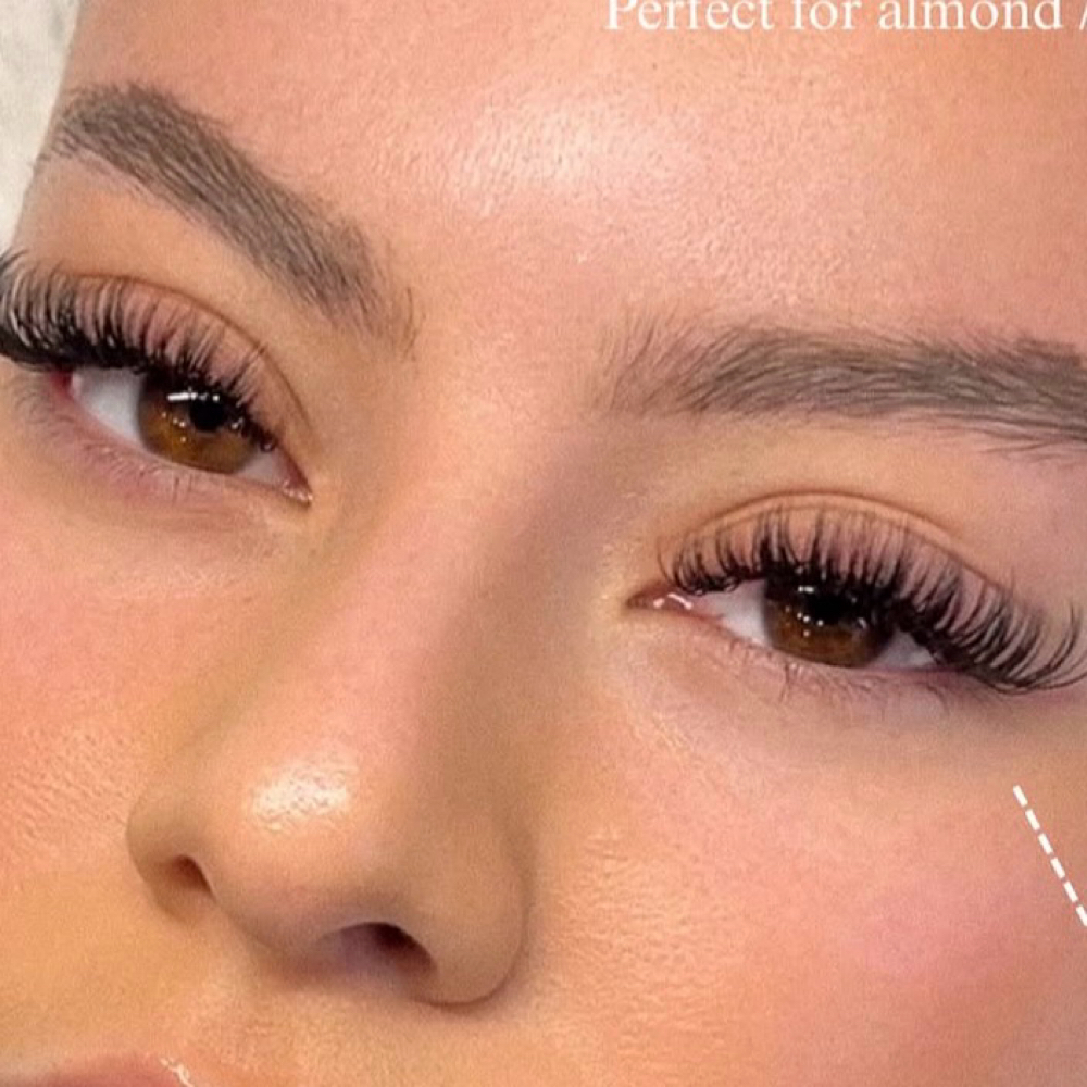 Hybrid Lash Extension at Blessed Beauty Aesthetics, LLC in Houston, TX
