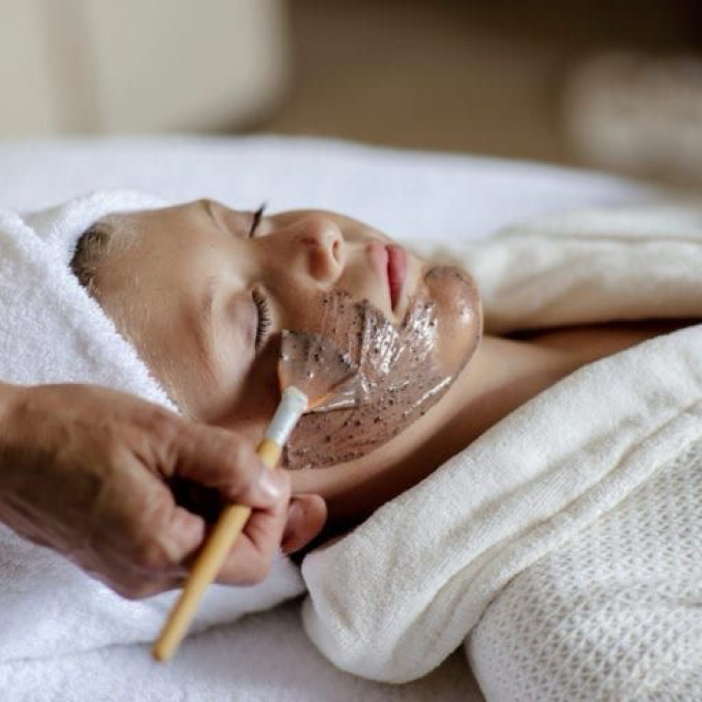 Little Girly Facial at Glo Up Bar in Saratoga springs, UT