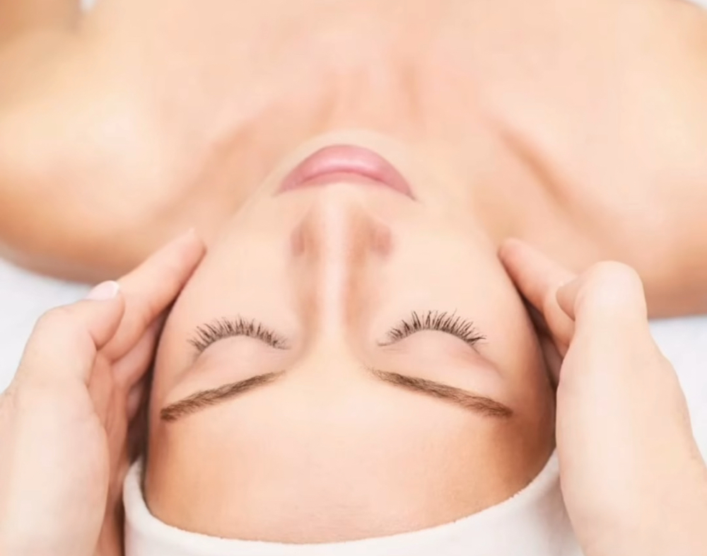 Lip Wax Or Chin Wax