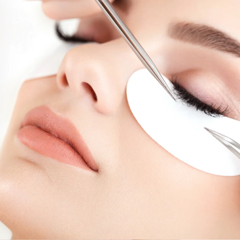 Lash Training at GLOvana Lash Studio in Frisco, TX