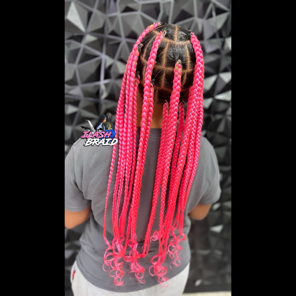 Luxury Large Knotless Individuals at ILASHNBRAID in Houston, TX