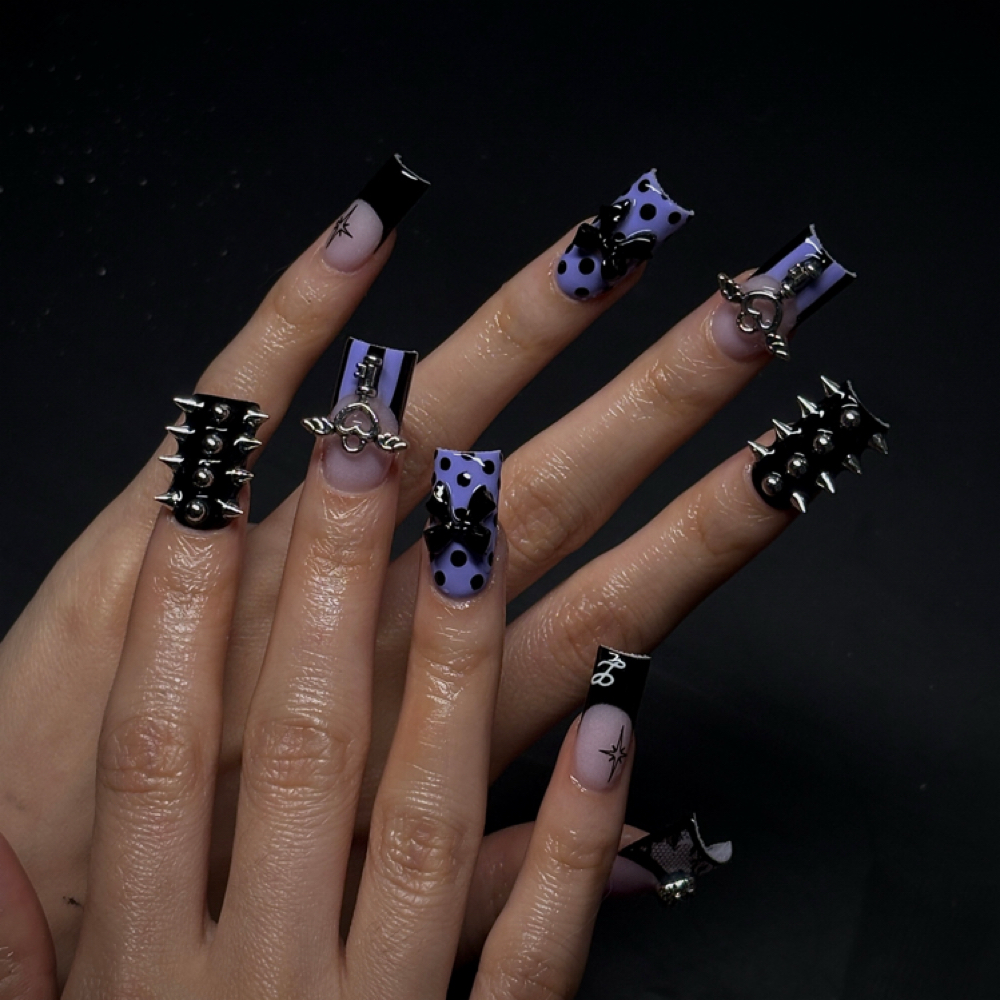 Medium Long Set at STAR CLAWZ in Dallas, TX