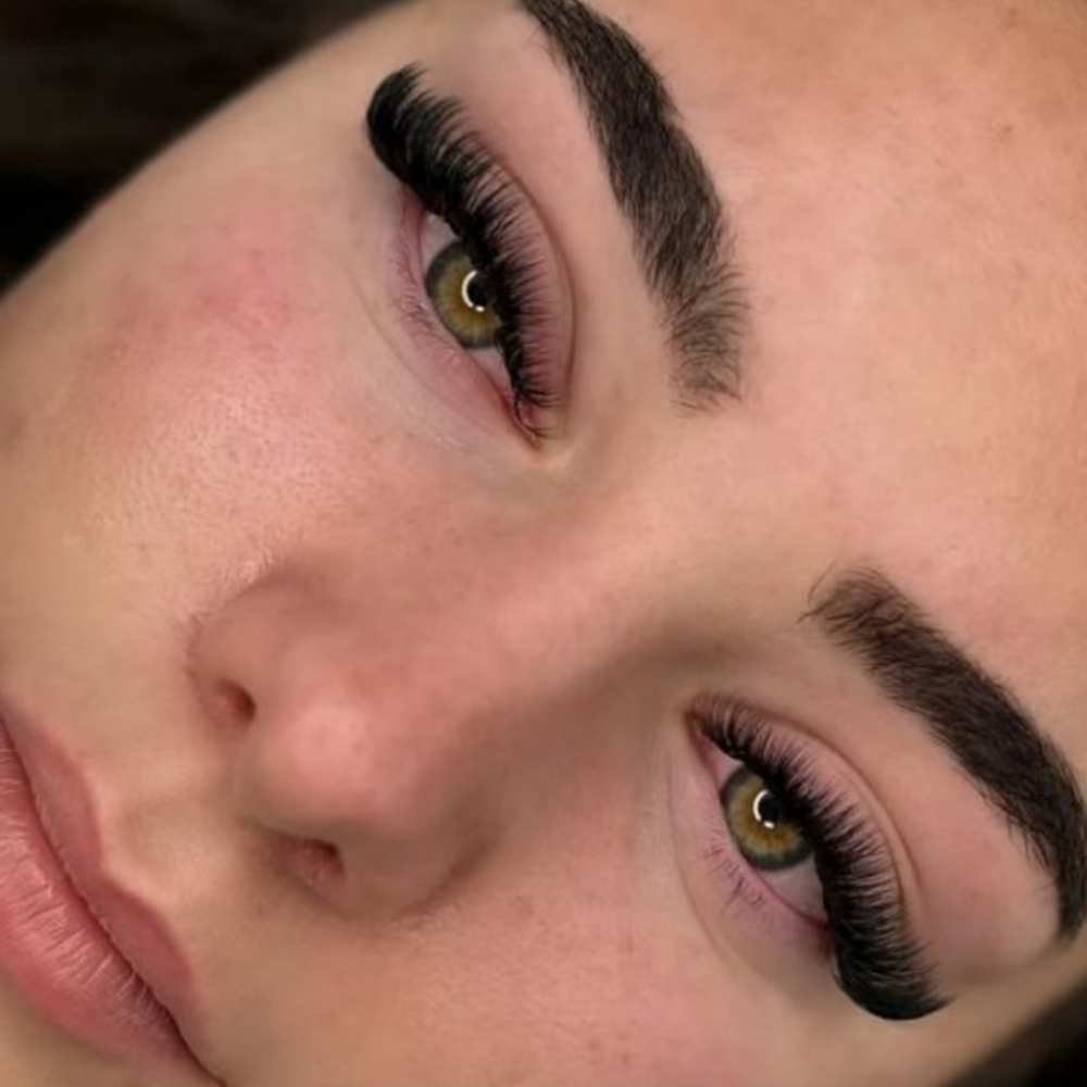The Original Evette Set at Ewa Lash Atelier in Ewa Beach, HI