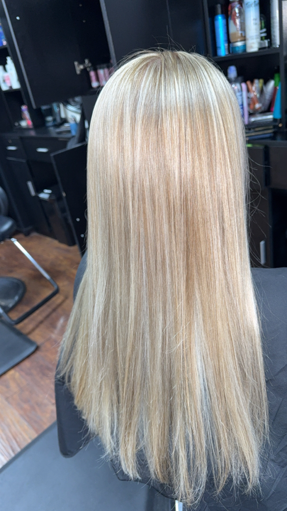 Full Highlight at Pinki's Shear Beauty in Trenton, TN