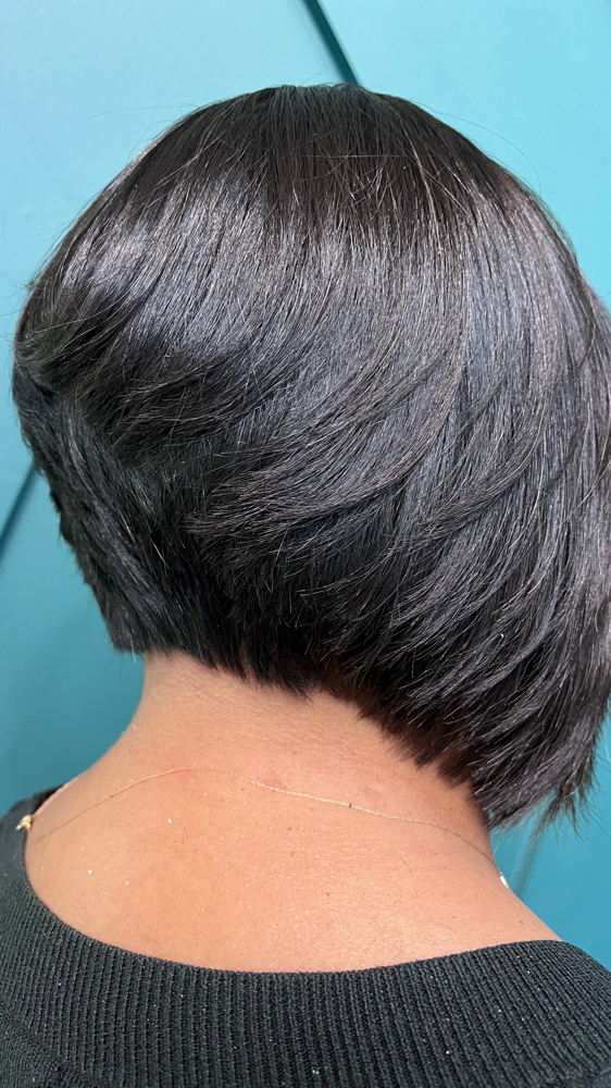 Cuts/Shape Up!( BOOK W/SHAMPOO!)