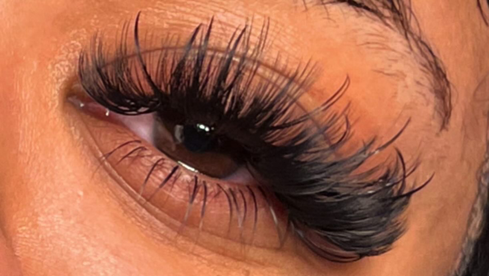 Bottom Lashes