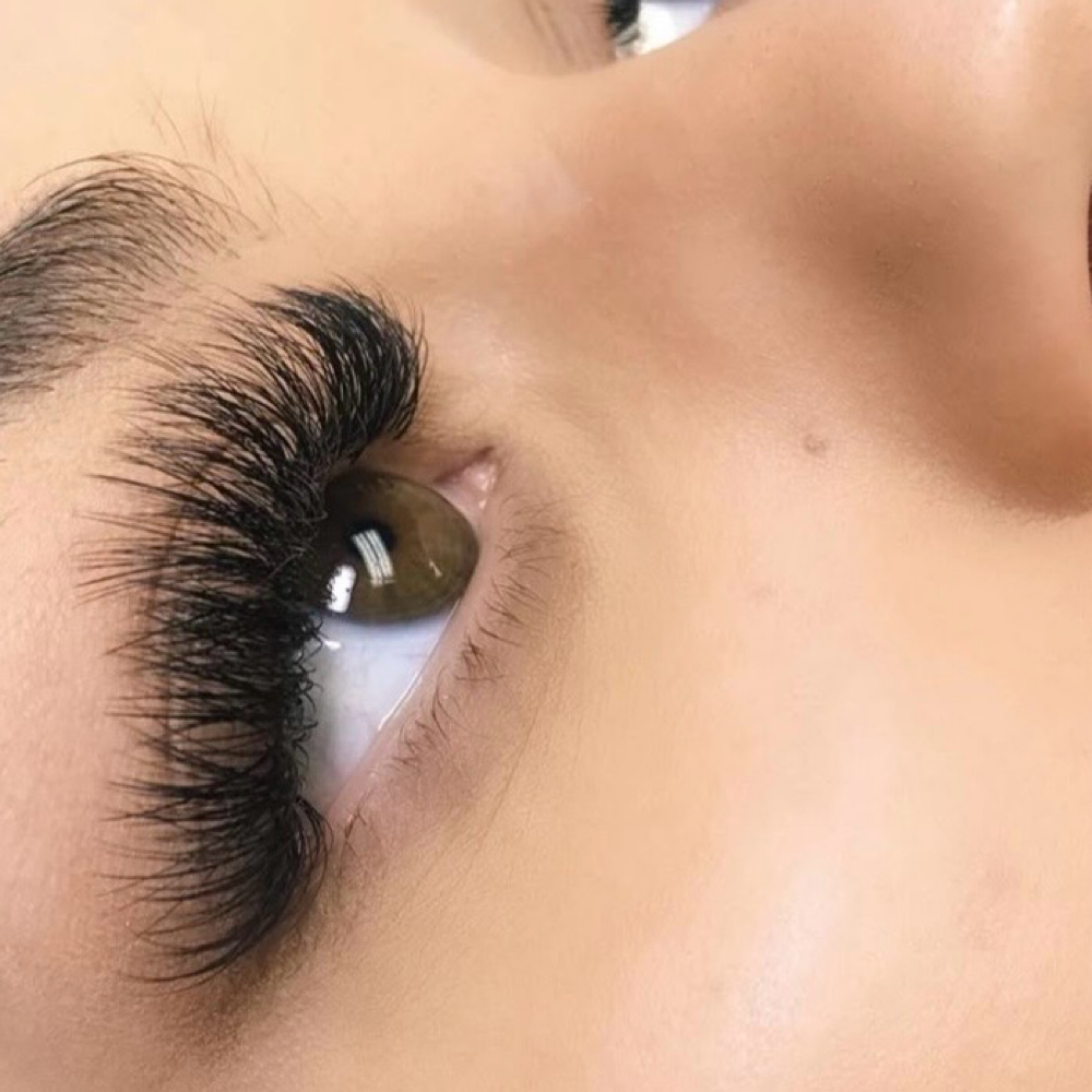 Mega Volume Full Set at Magic Studio by Emily in Germantown, MD