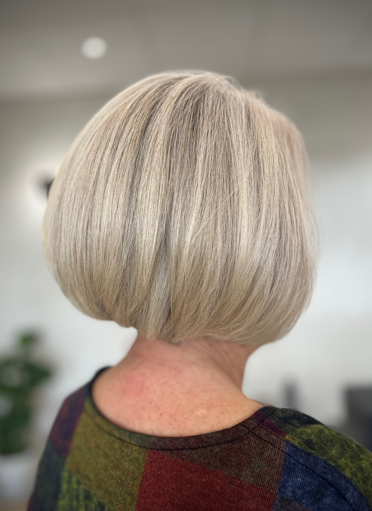 Women’s Haircut