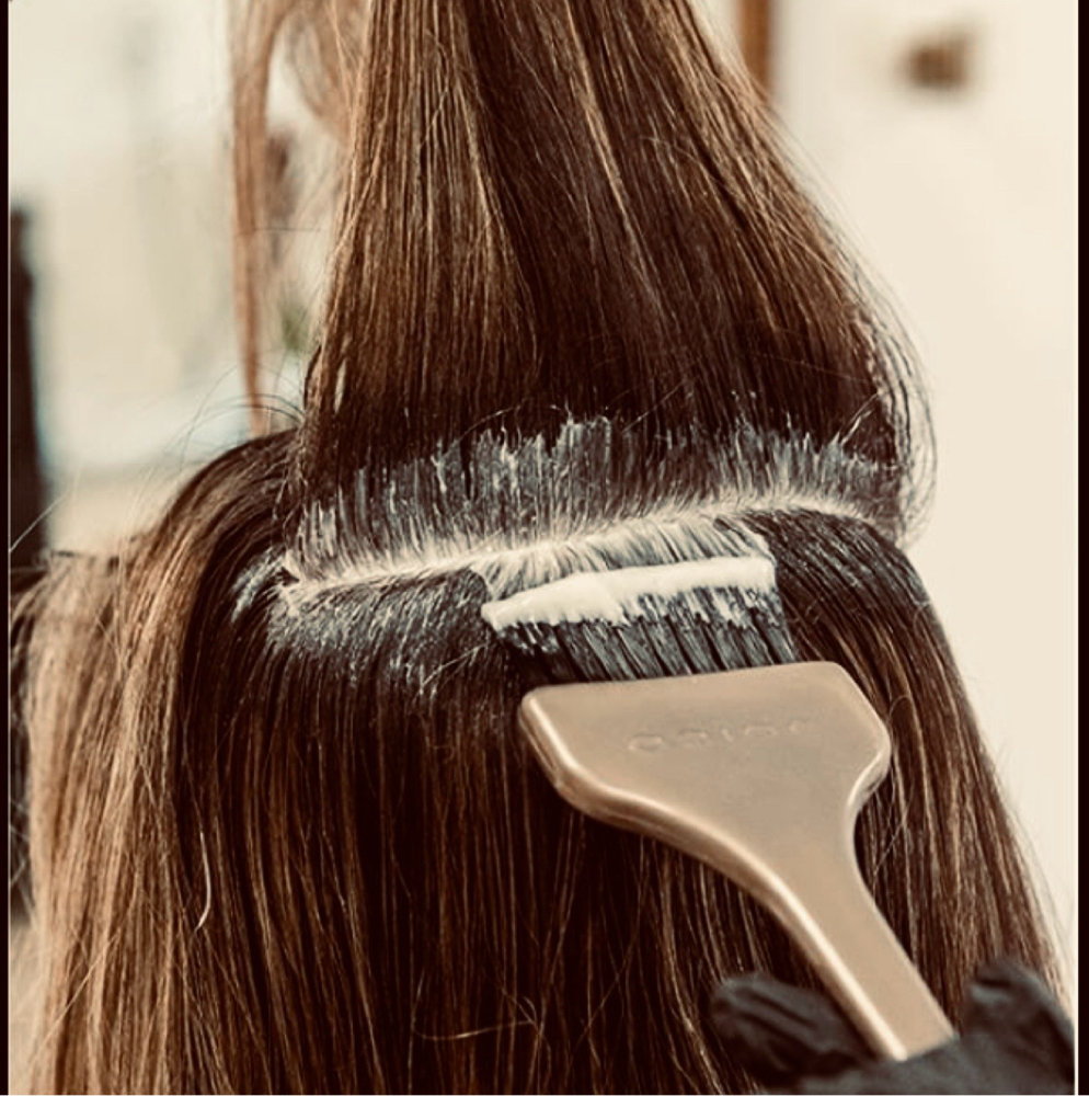 Root Touch Up Single Color at Hello Gorgeous Salon in Hillsboro, OR