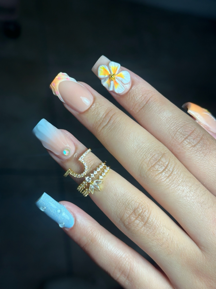 Full Set Medium (Acrylic) at Keialiha Beauty in Orlando, FL