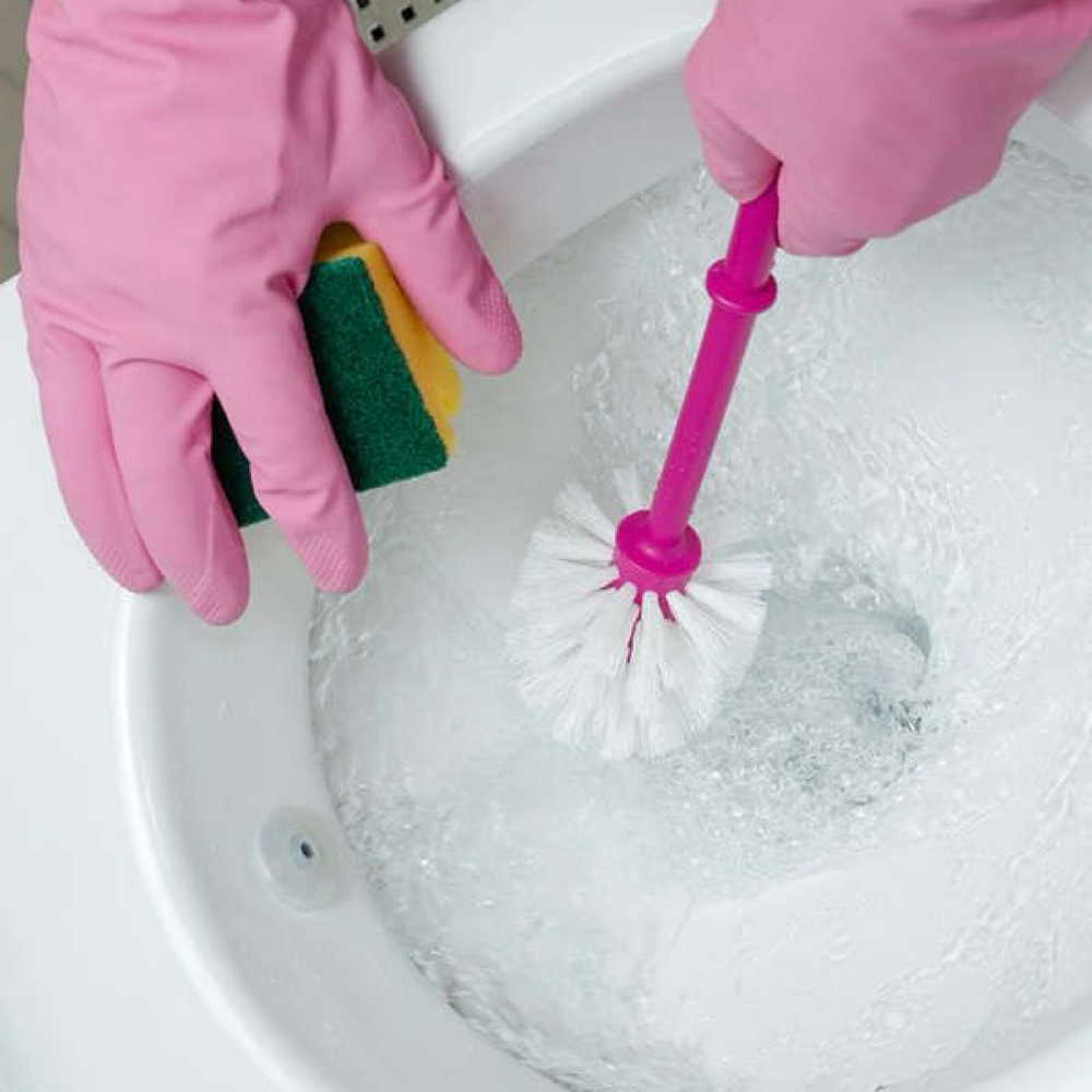 Deep Bathroom Clean✨ at Fresh Breez