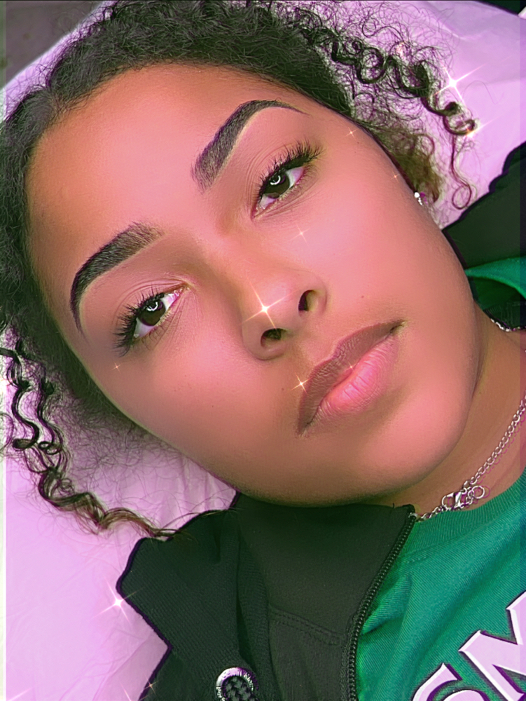 Eyebrow fill in (Make Up