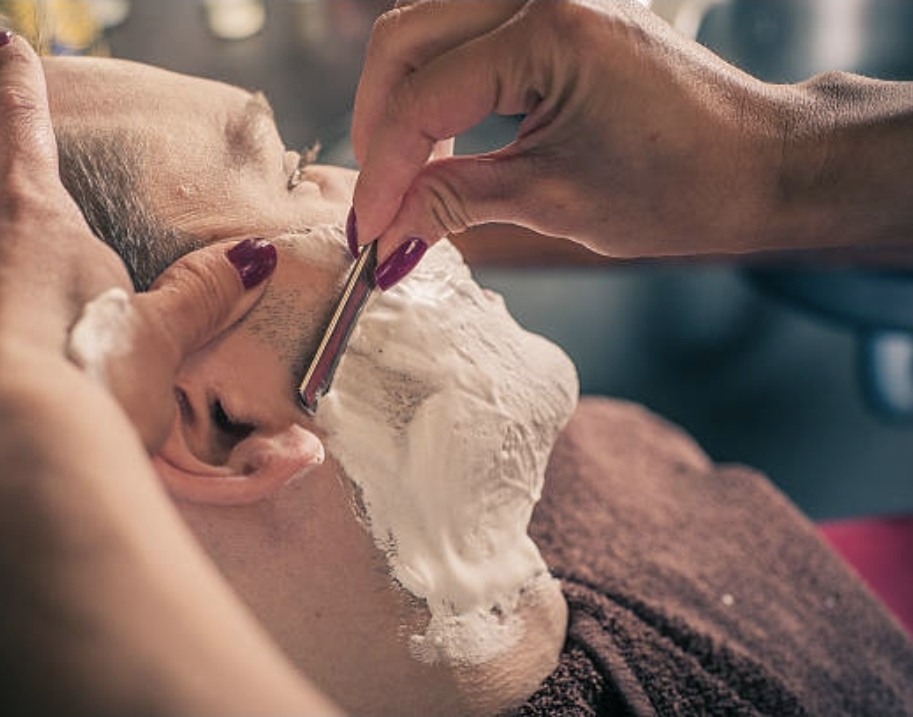 Straight Razor Shave