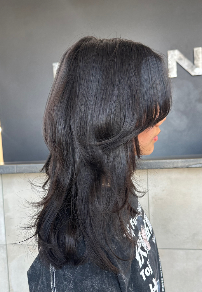 Haircut & Style